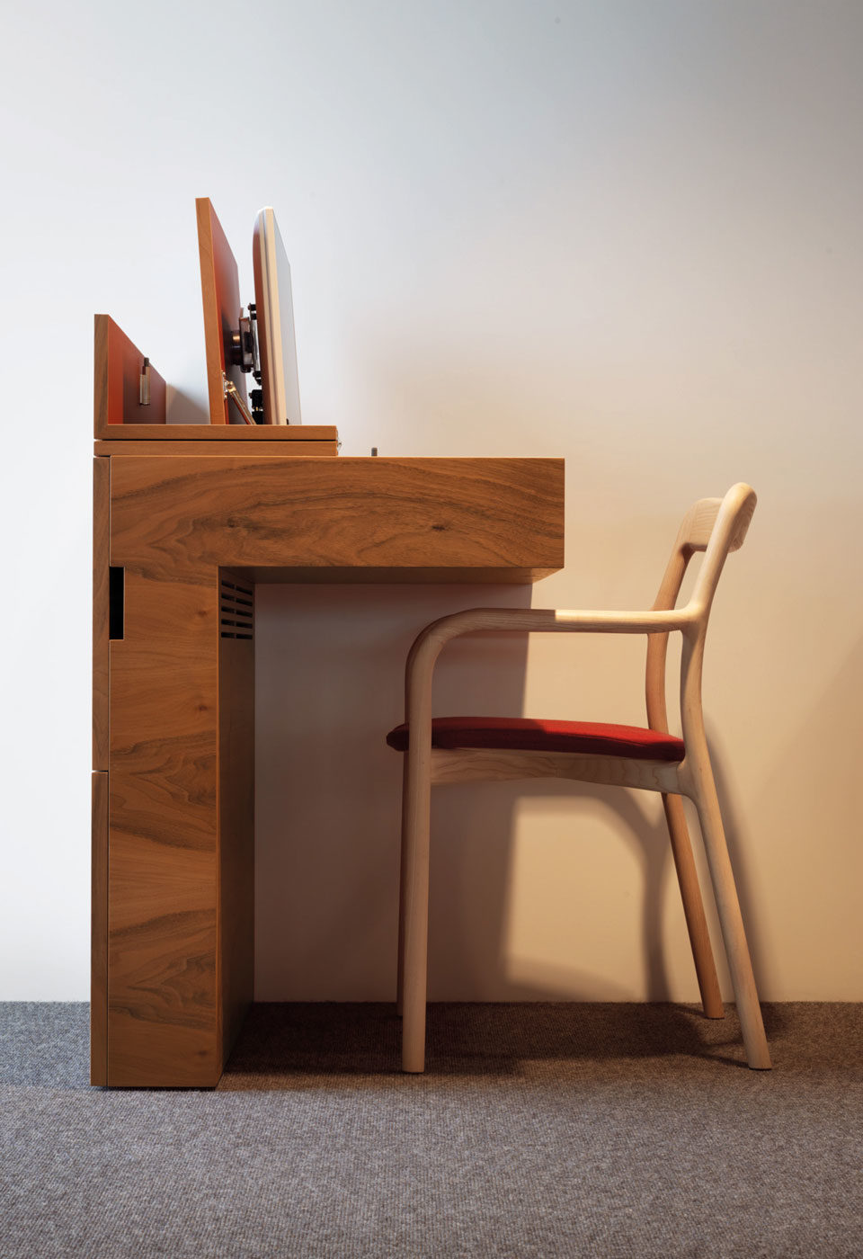 开云（中国） - 坐具|餐椅|办公家具|设计师家具|布兰卡餐椅